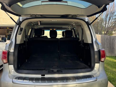 Used 2017 INFINITI QX80 2WD w/ Driver Assistance Package image 9