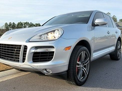 Used 2008 Porsche Cayenne Turbo AWD/4WD image 14