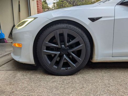 Used 2021 Tesla Model S Long Range image 24