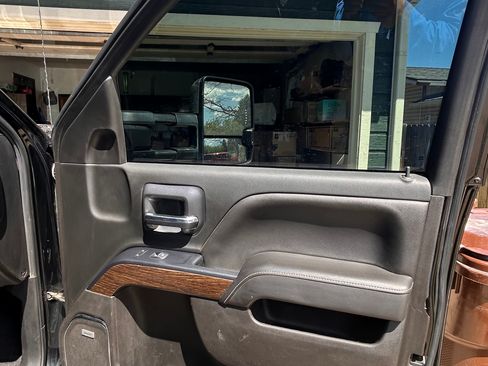 Used 2019 GMC Sierra 3500 Denali w/ Duramax Plus Package image 5