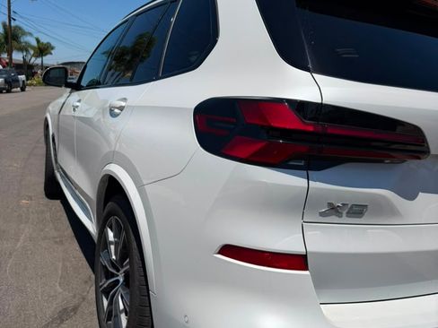 Used 2026 BMW X5 xDrive40i w/ M Sport Package AWD/4WD image 6