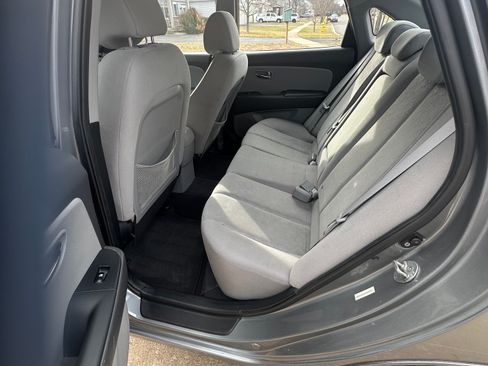 Used 2010 Hyundai Elantra GLS image 4