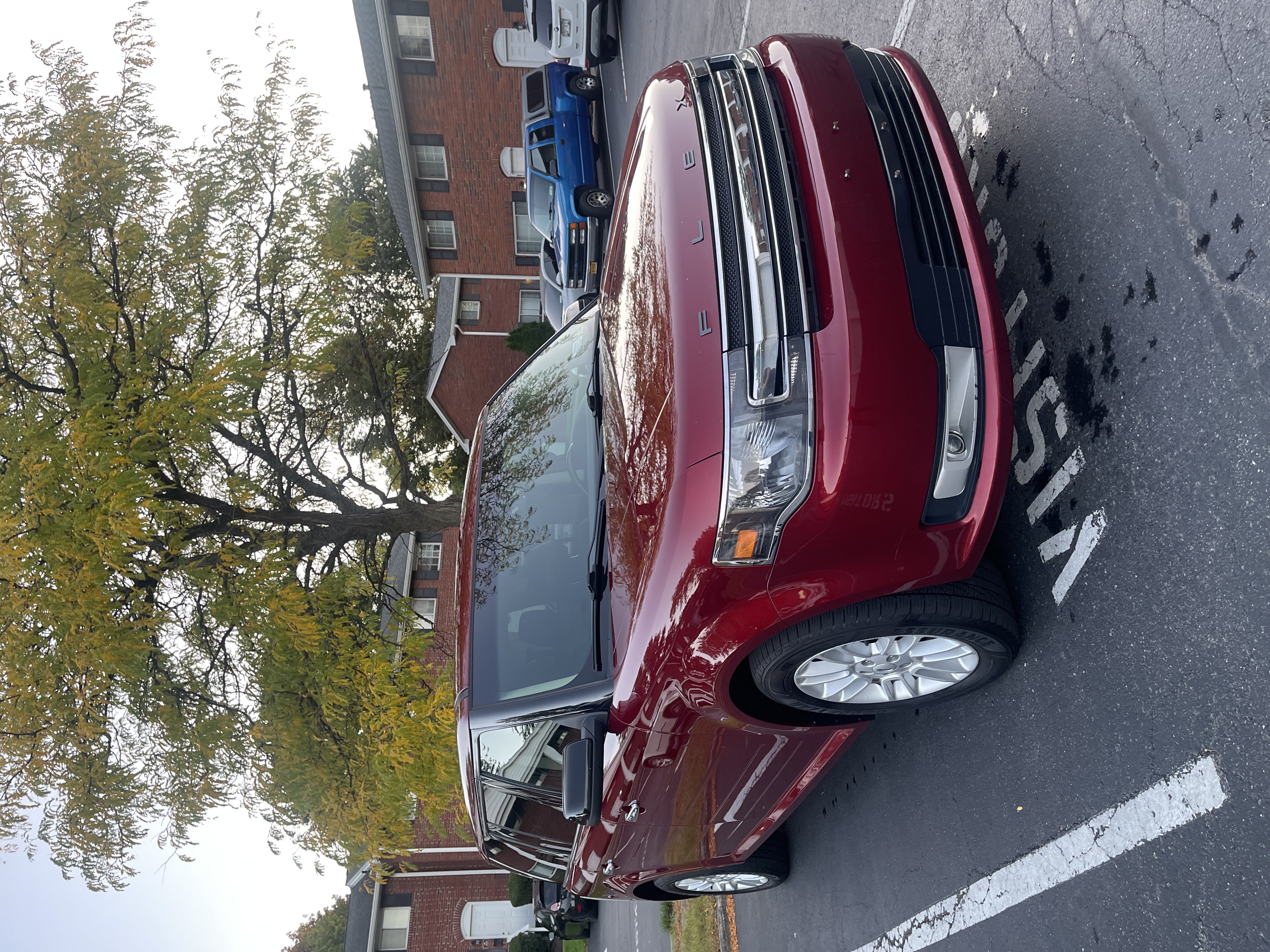 Used 2019 Ford Flex SEL w/ Equipment Group 202A AWD/4WD image 4