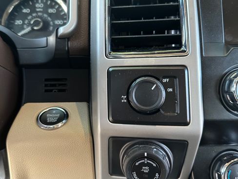 Used 2020 Ford F150 Lariat image 20