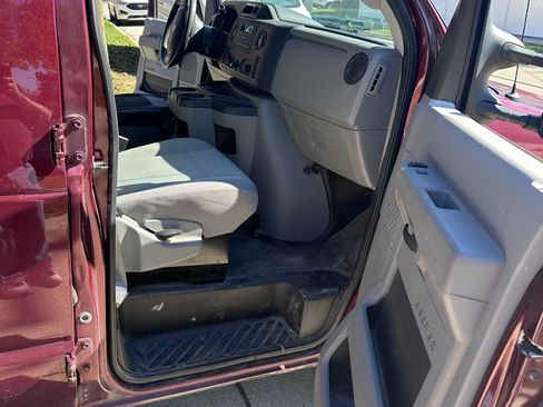 Used 2011 Ford E-250 and Econoline 250 w/ Commercial Cargo Van Pkg RWD image 13