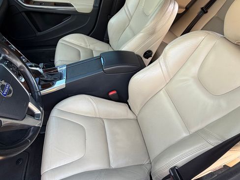 Used 2015 Volvo S60 T6 Premier Plus image 9