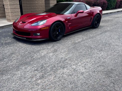 Used 2011 Chevrolet Corvette ZR1 w/ Preferred Equipment Group RWD image 12