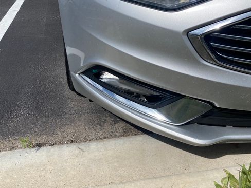 Used 2018 Ford Fusion SE w/ Equipment Group 201A FWD image 17