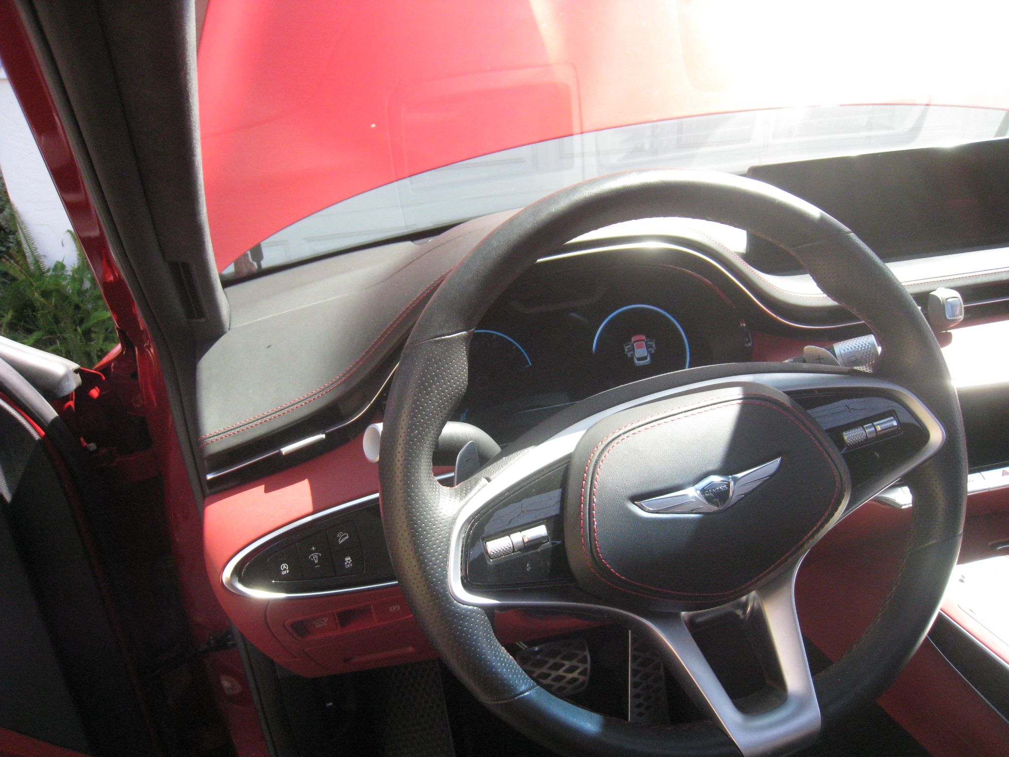 Used 2022 Genesis GV70 3.5T Sport w/ Sport Prestige Package AWD/4WD image 13