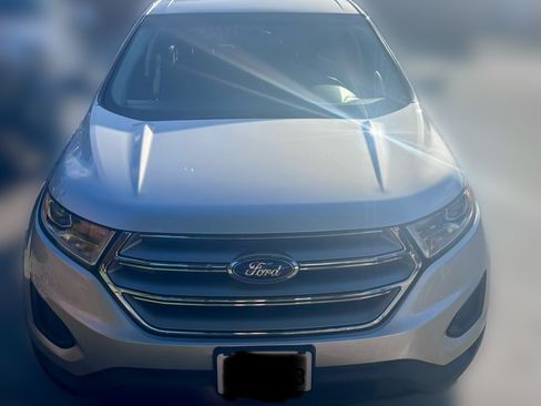 Used 2016 Ford Edge SE FWD image 2