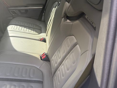 Used 2023 Rivian R1T Adventure AWD/4WD image 9