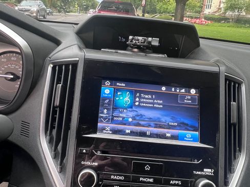 Used 2019 Subaru Crosstrek 2.0i Premium w/ Eyesight System AWD/4WD image 9