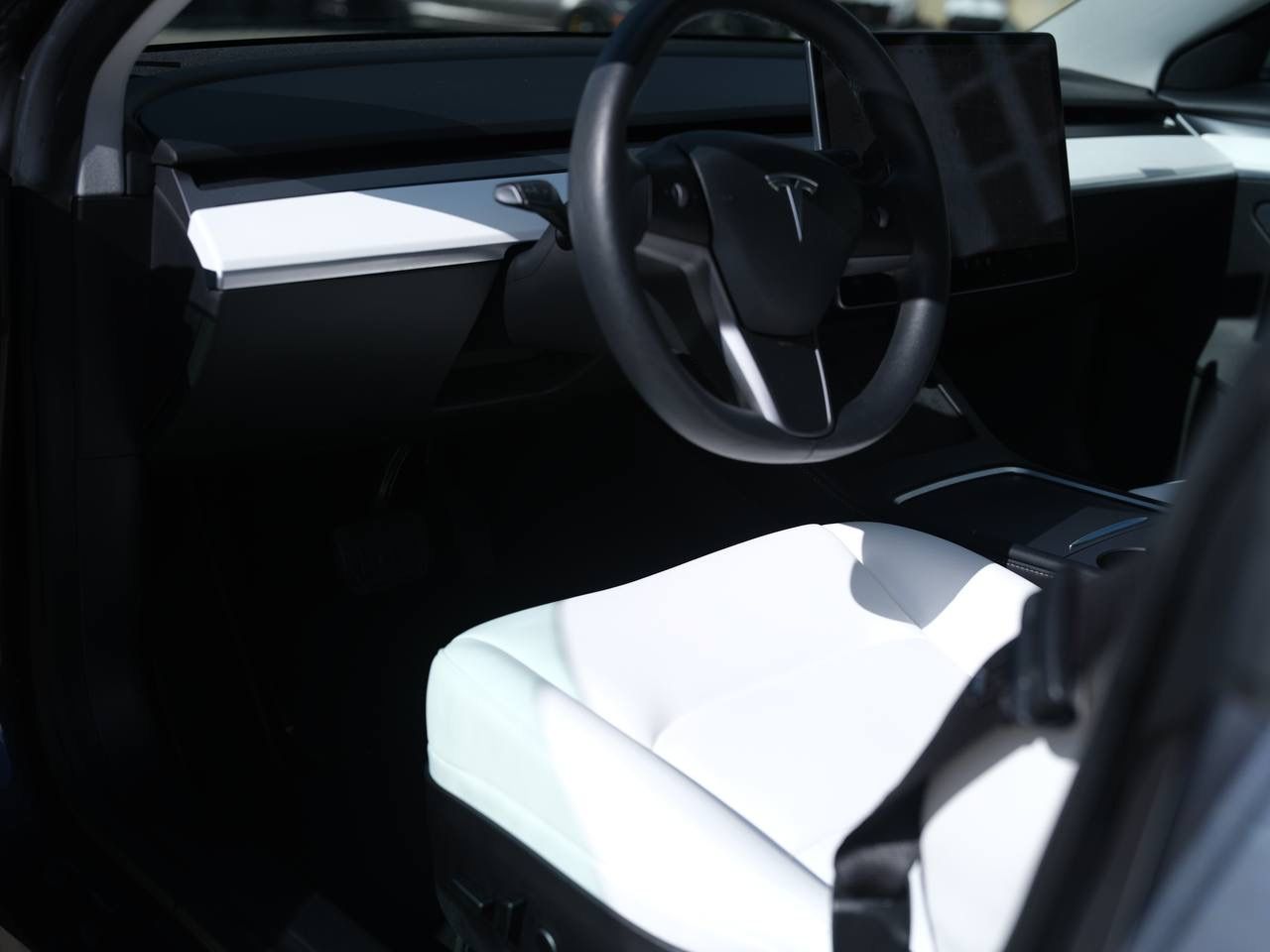 Used 2021 Tesla Model 3 Long Range AWD/4WD image 15