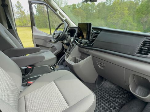 Used 2025 Ford Transit 350 XLT AWD/4WD image 8