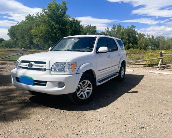 Used 2006 Toyota Sequoia SR5 w/ Preferred Pkg w/ Heated Seats AWD/4WD image 1