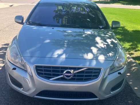 Used 2013 Volvo S60 T5 AWD/4WD image 6
