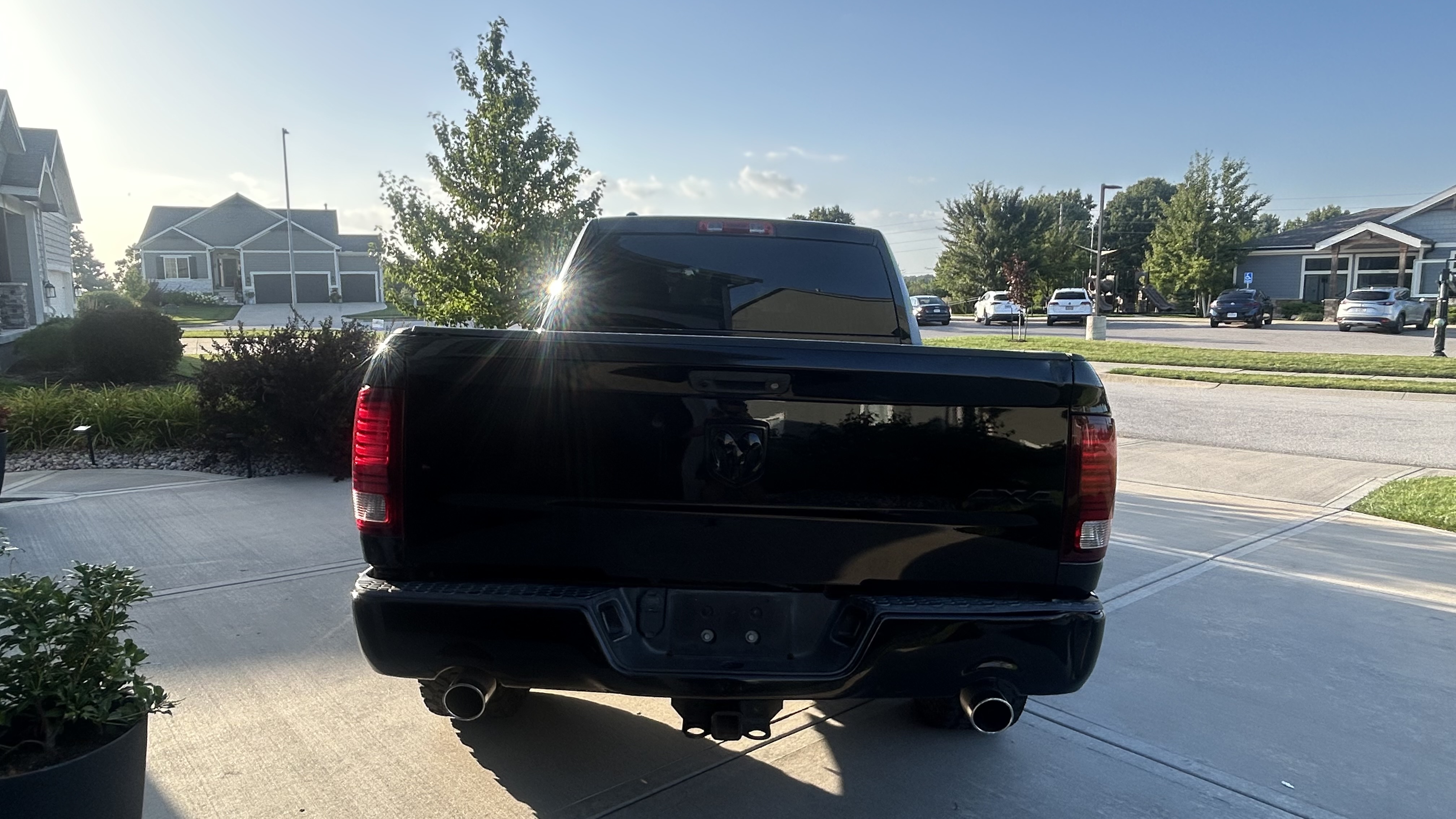 Used 2015 RAM 1500 Express w/ Black Ram 1500 Express Group AWD/4WD image 6