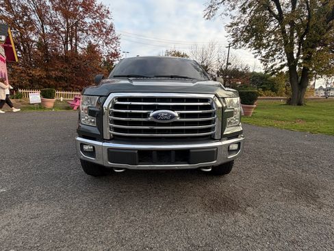 Used 2015 Ford F150 XLT w/ Equipment Group 302A Luxury image 8