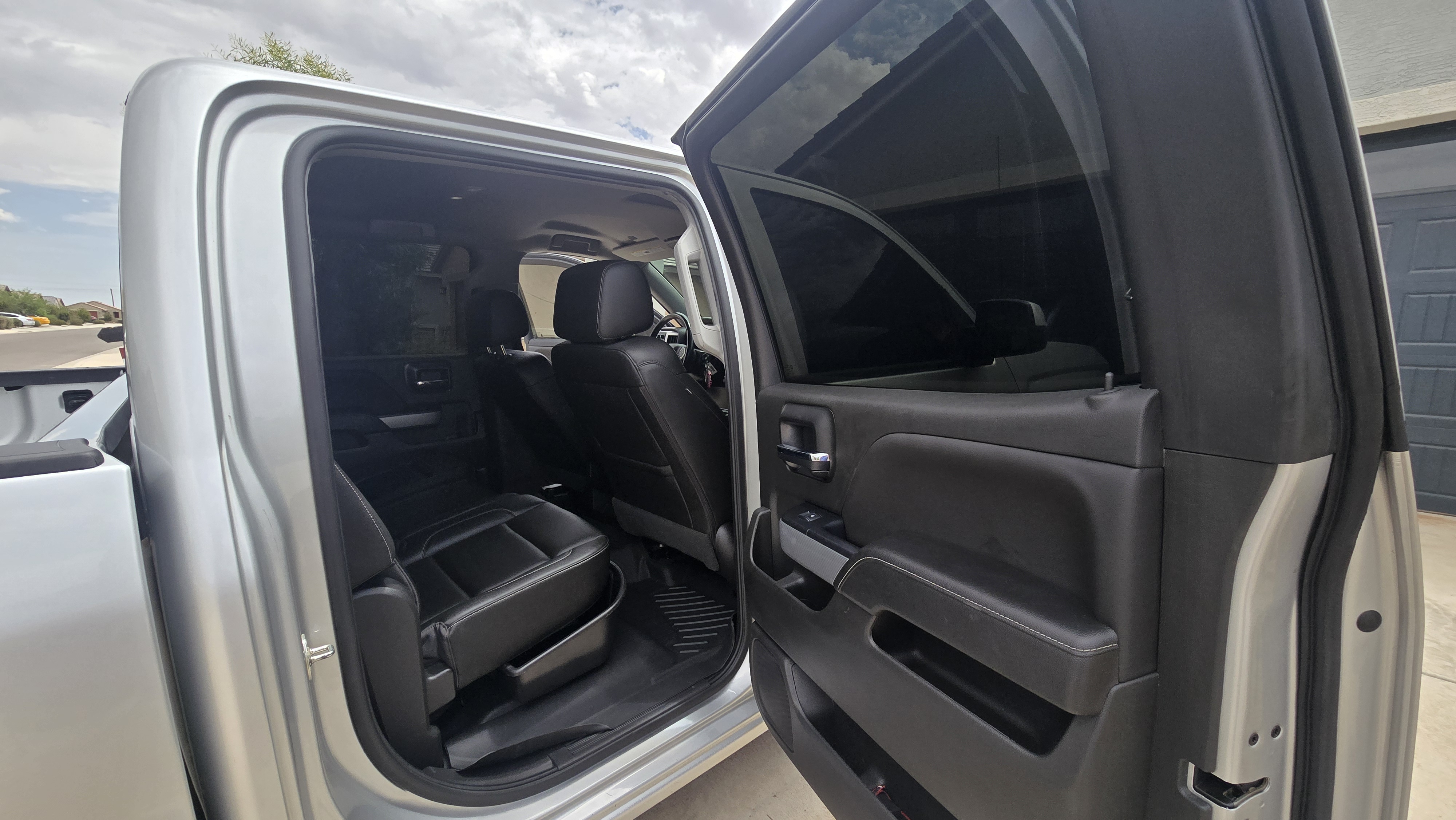 Used 2018 Chevrolet Silverado 1500 LT w/ All Star Edition AWD/4WD image 14