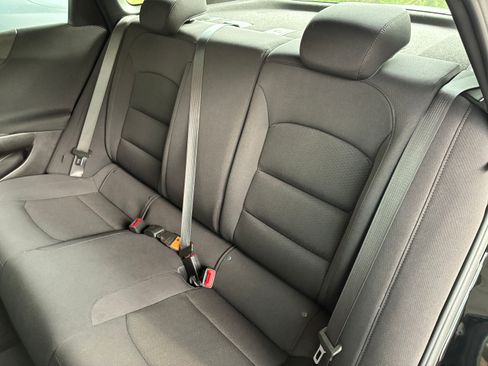 Used 2022 Chevrolet Malibu RS image 12