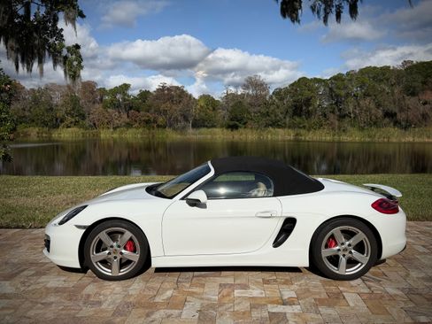 Used 2015 Porsche Boxster S image 18