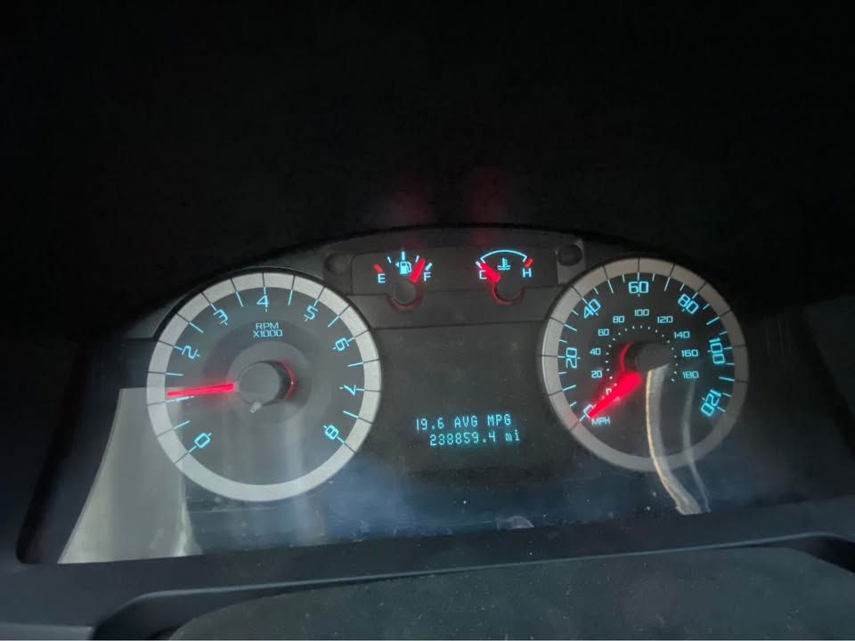 Used 2012 Ford Escape XLT AWD/4WD image 12