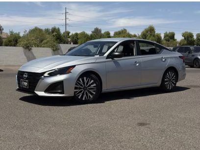 Used 2024 Nissan Altima 2.5 SV