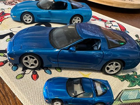 Used 2000 Chevrolet Corvette Coupe 2D image 22