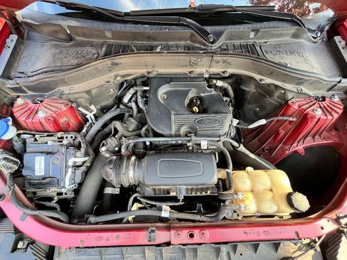 Used 2020 Ford Explorer XLT w/ Equipment Group 202A image 20