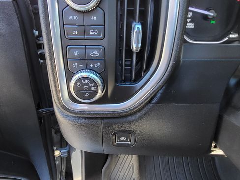 Used 2021 GMC Sierra 1500 SLT w/ SLT Premium Package image 15