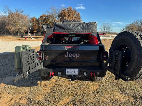 Used 2020 Jeep Gladiator Rubicon image 10