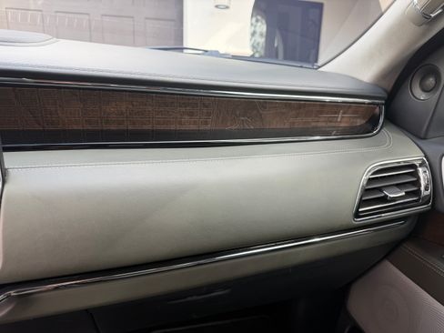 Used 2022 Lincoln Navigator L Black Label image 15