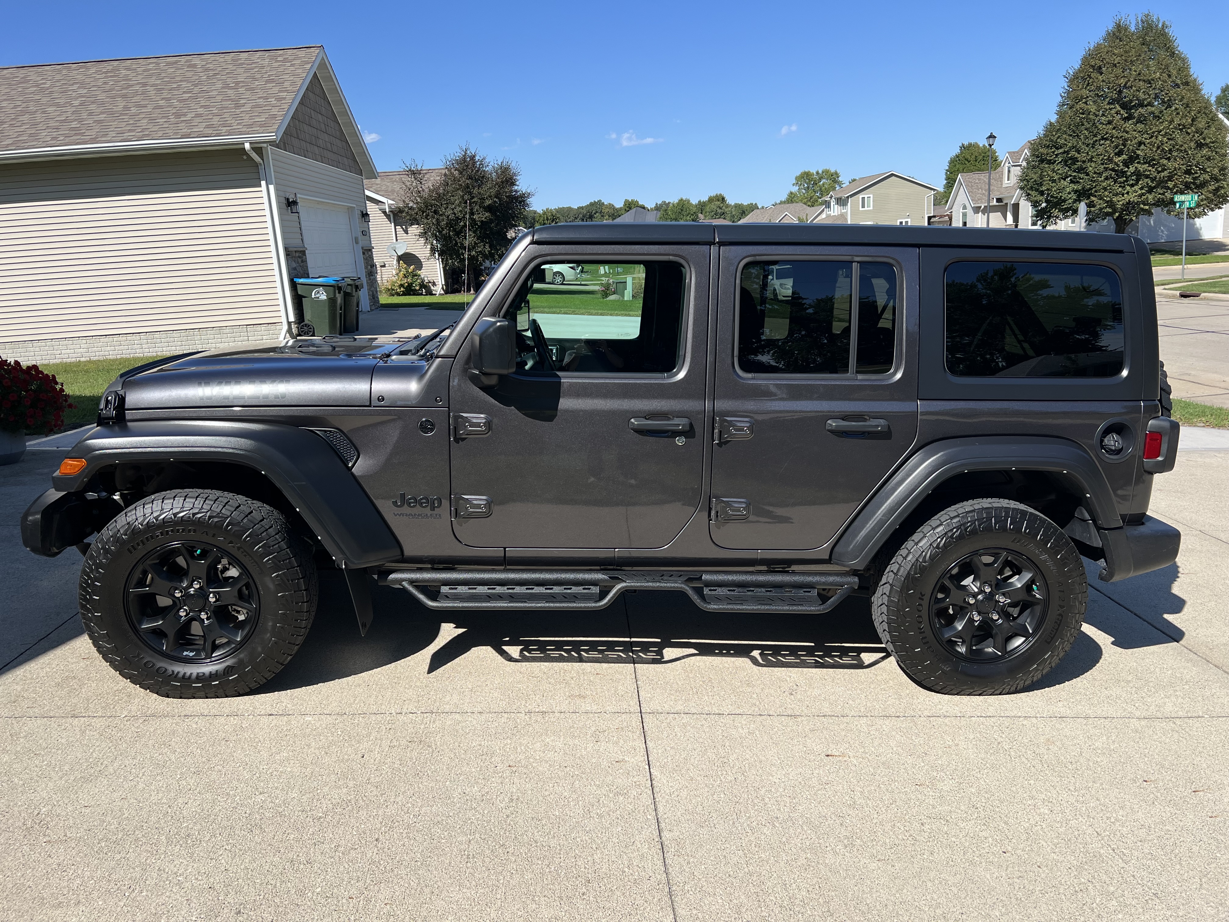 Used 2021 Jeep Wrangler Unlimited Sport AWD/4WD image 1