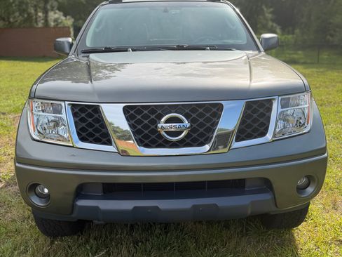 Used 2006 Nissan Frontier LE RWD image 17
