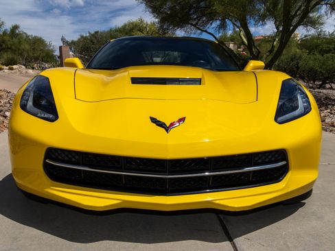 Used 2015 Chevrolet Corvette Stingray Coupe w/ 3LT Preferred Equipment Group image 18