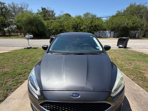 Used 2018 Ford Focus S FWD image 10