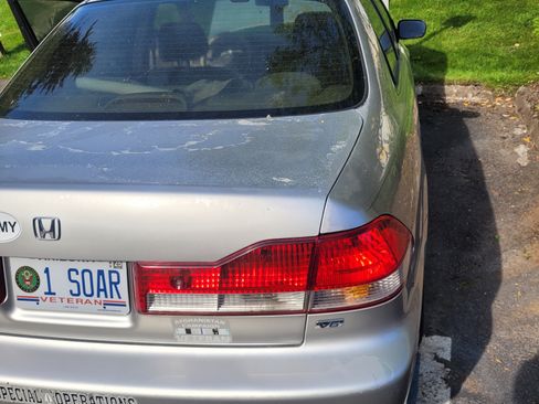 Used 1998 Honda Accord LX image 11