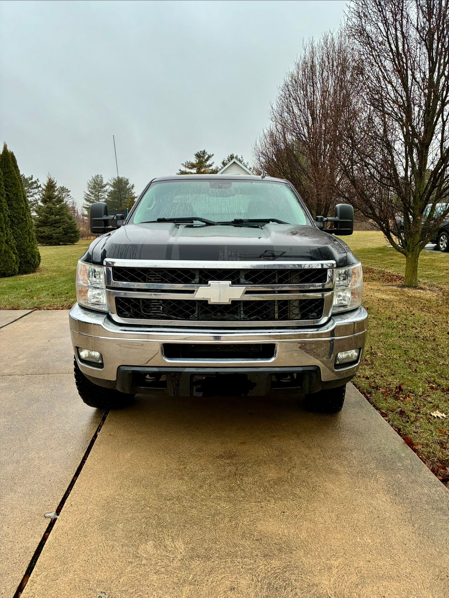 Used 2014 Chevrolet Silverado 2500 LTZ w/ LTZ Plus Package AWD/4WD image 2
