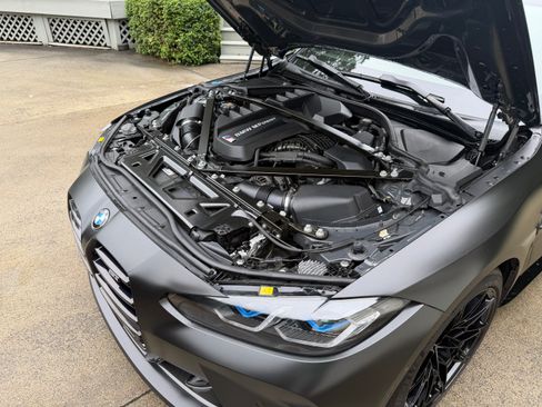 Used 2021 BMW M4 Coupe w/ M Carbon Exterior Package RWD image 30