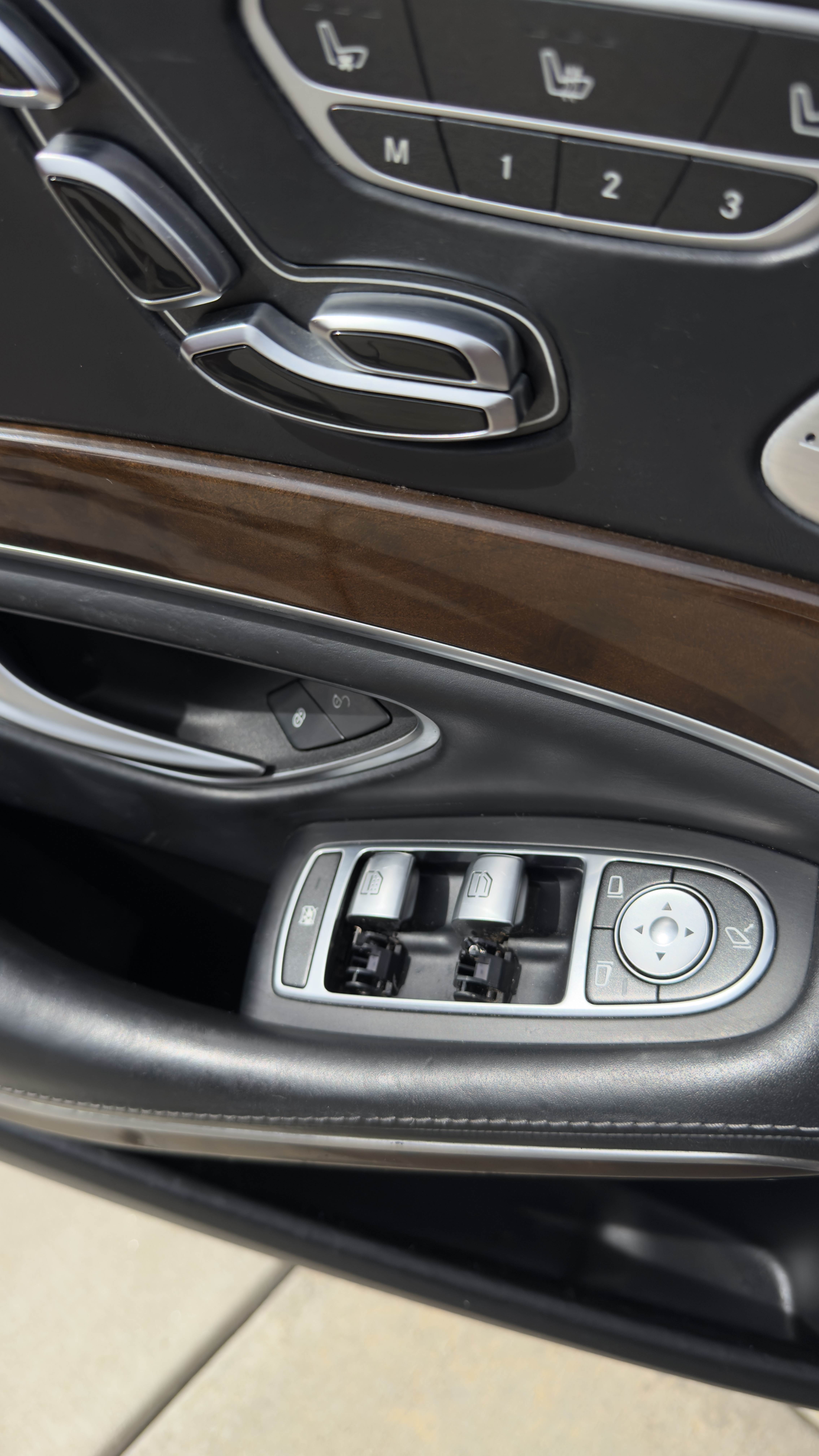 Used 2016 Mercedes-Benz Maybach S 600 image 26