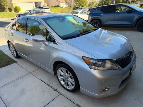 Used 2011 Lexus HS 250h 250h Premium Sedan 4D image 4