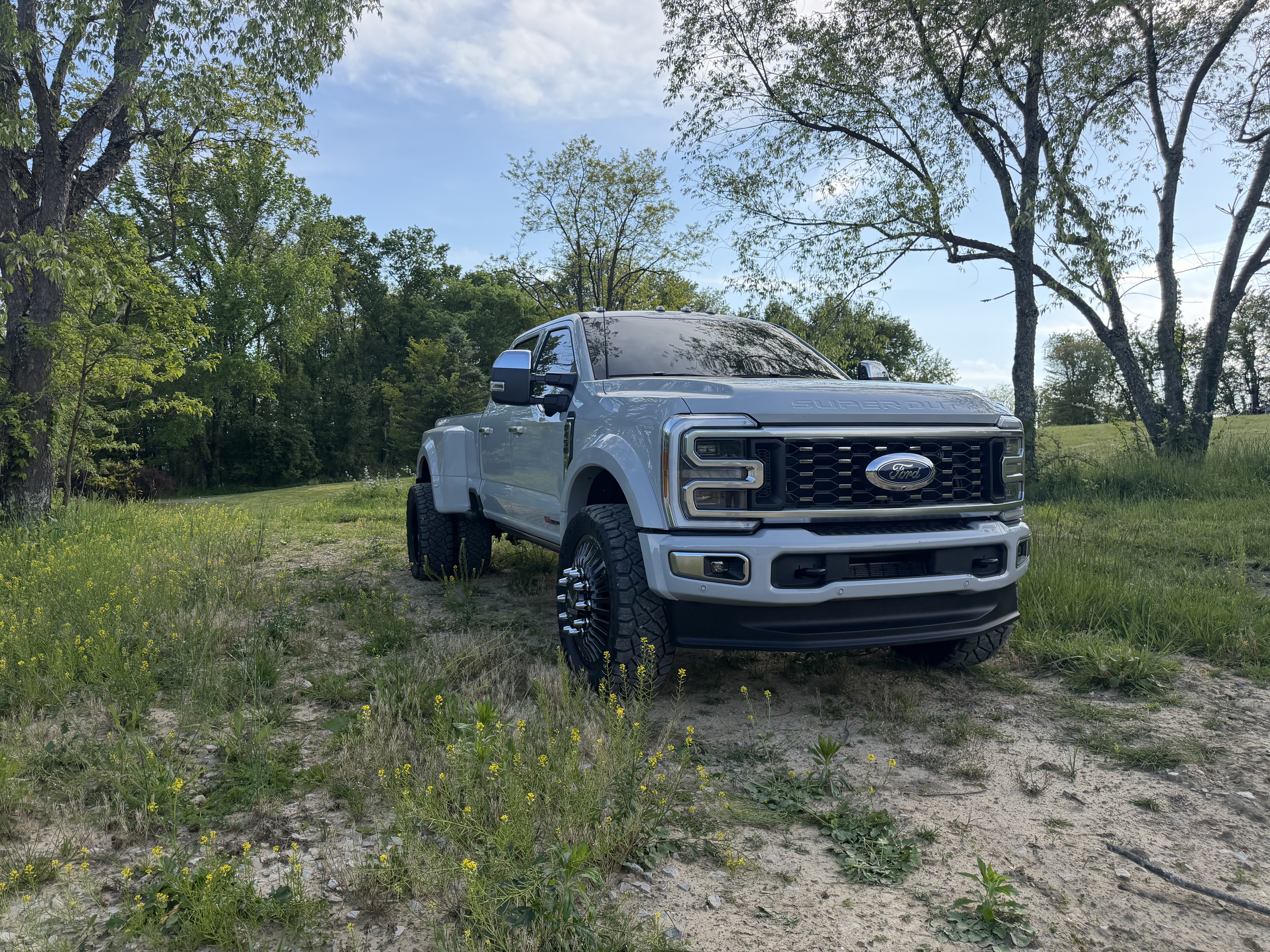 Used 2026 Ford F450 Platinum w/ Platinum Plus Package AWD/4WD image 4
