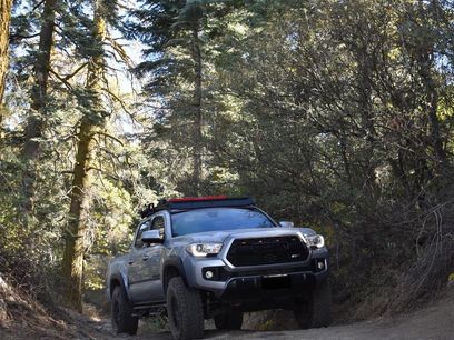 Used 2018 Toyota Tacoma TRD Off-Road w/ Technology Package