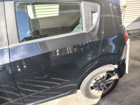 Used 2016 Chevrolet Sonic LT image 18