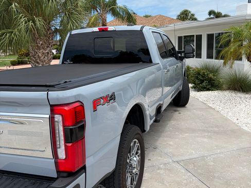 Used 2024 Ford F350 Limited w/ FX4 Off-Road Package AWD/4WD image 9