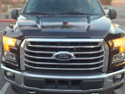 Used 2015 Ford F150 XLT w/ Equipment Group 301A Mid image 5