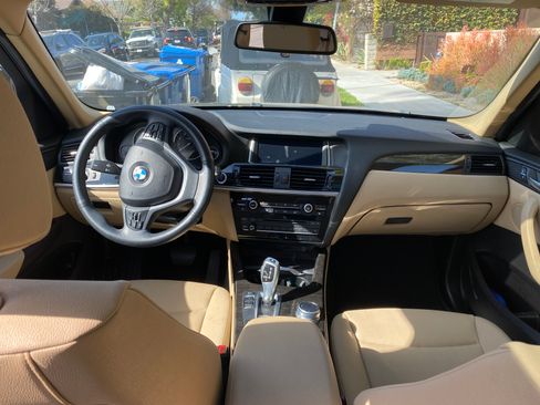 Used 2017 BMW X3 sDrive28i RWD image 11