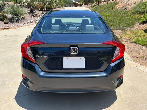 Used 2016 Honda Civic EX image 2