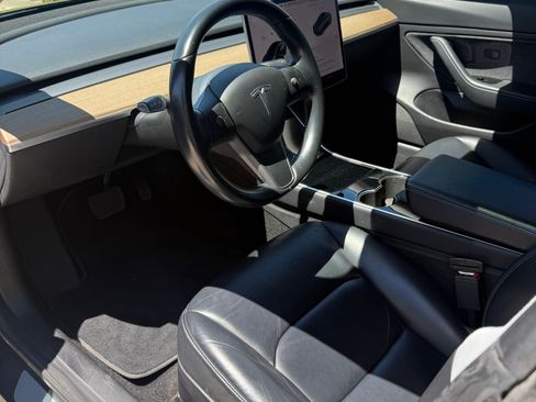 Used 2019 Tesla Model 3 Long Range AWD/4WD image 13