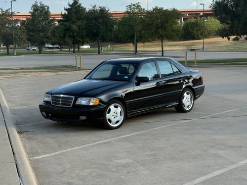 Used 1999 Mercedes-Benz C 43 AMG Sedan image 4